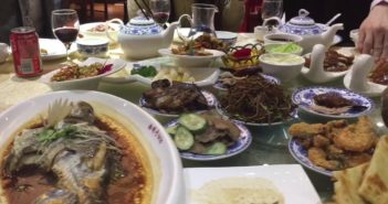 Coming soon as a Language of Business Extra: Doing Business in China Coming soon as a Language of Business Extra: Doing Business in China